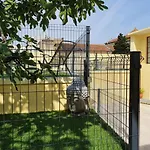 Urban بيت ضيافة 3*