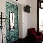 Urban بيت ضيافة 3*