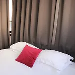 بيت ضيافة Urban