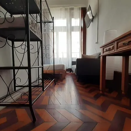 Πανσιόν Urban 3*